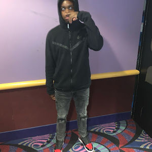 Meet your Posher, Adrian